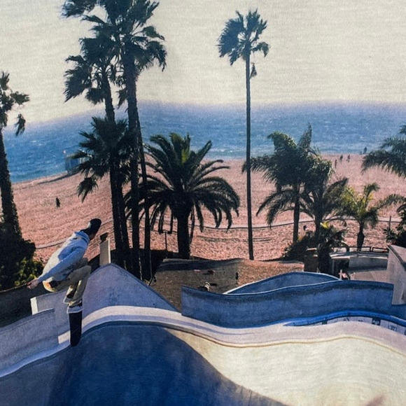 H&M Boys 10/12 Skateboarding Half Pipe Palm Tree Beach Short Sleeve Tee - Picture 2 of 4